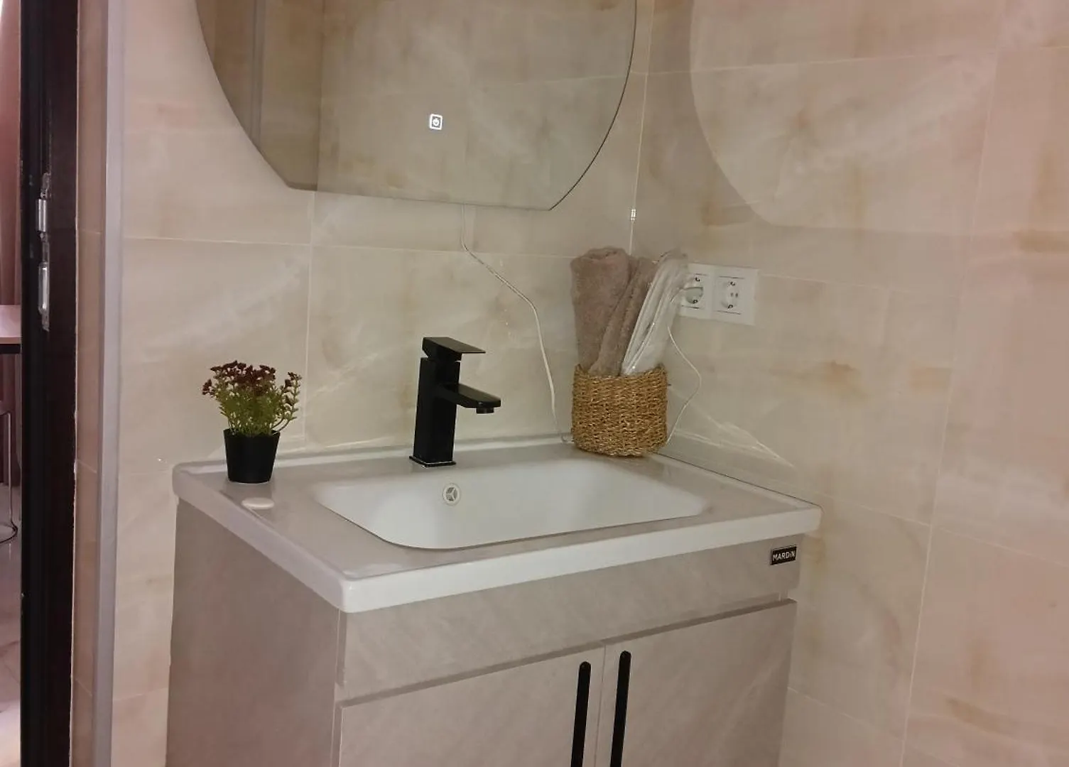 Ilen Villa Tbilisi Georgien
